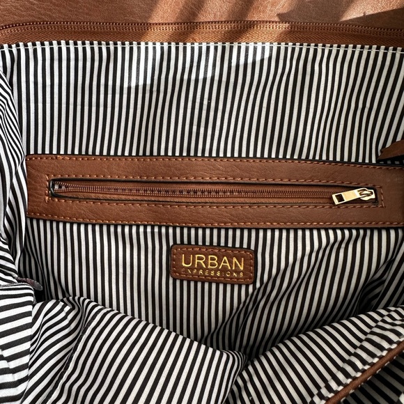 Urban expressions purse - Picture 5 of 7